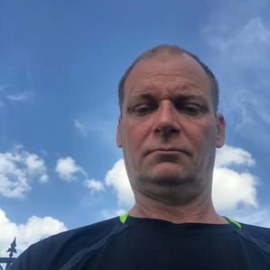 Meet your Posher, Sean